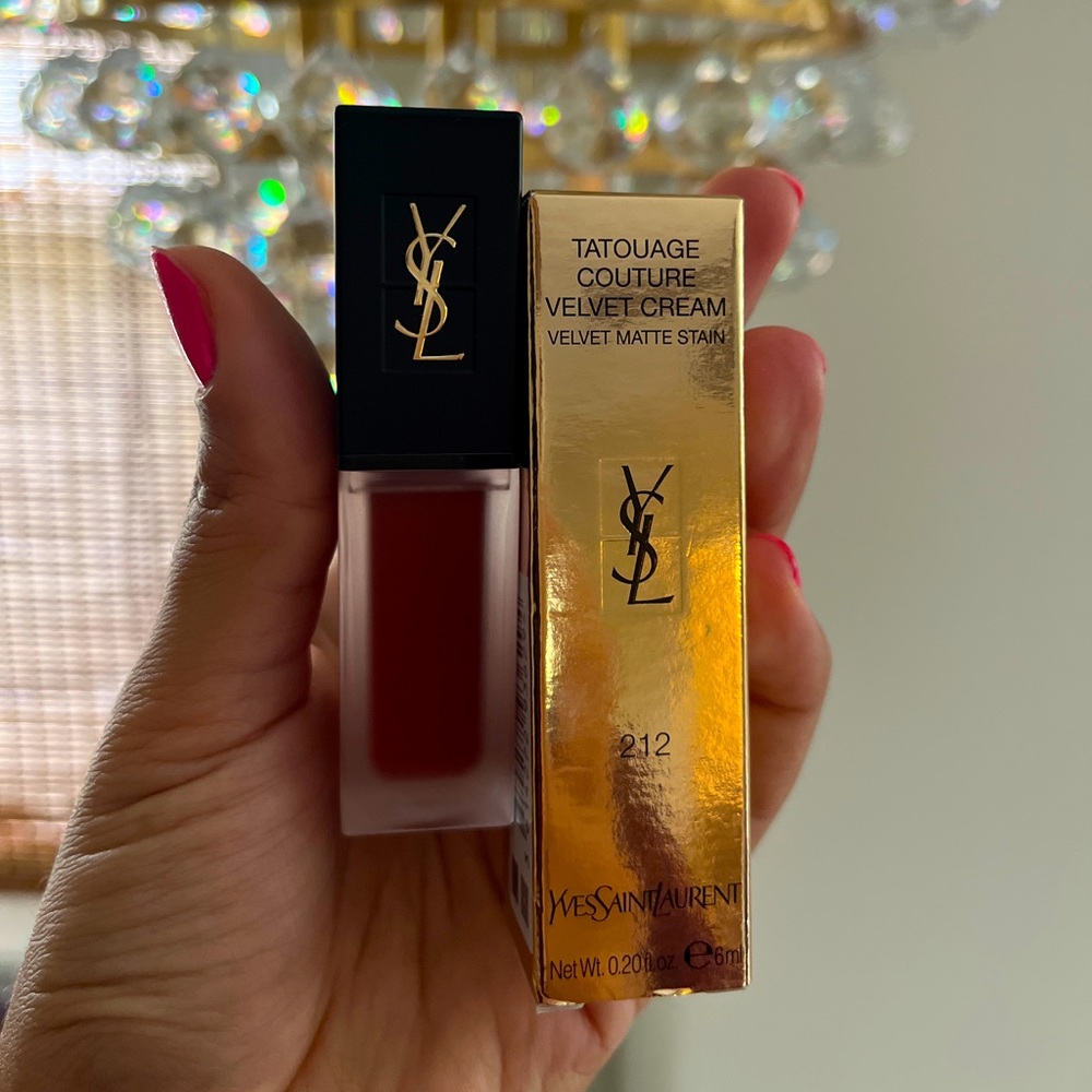 Yves saint laurent Velvet Cream Matte Liquid Lipstick